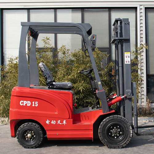 HT-CPD15電動(dòng)叉車，電動(dòng)叉車